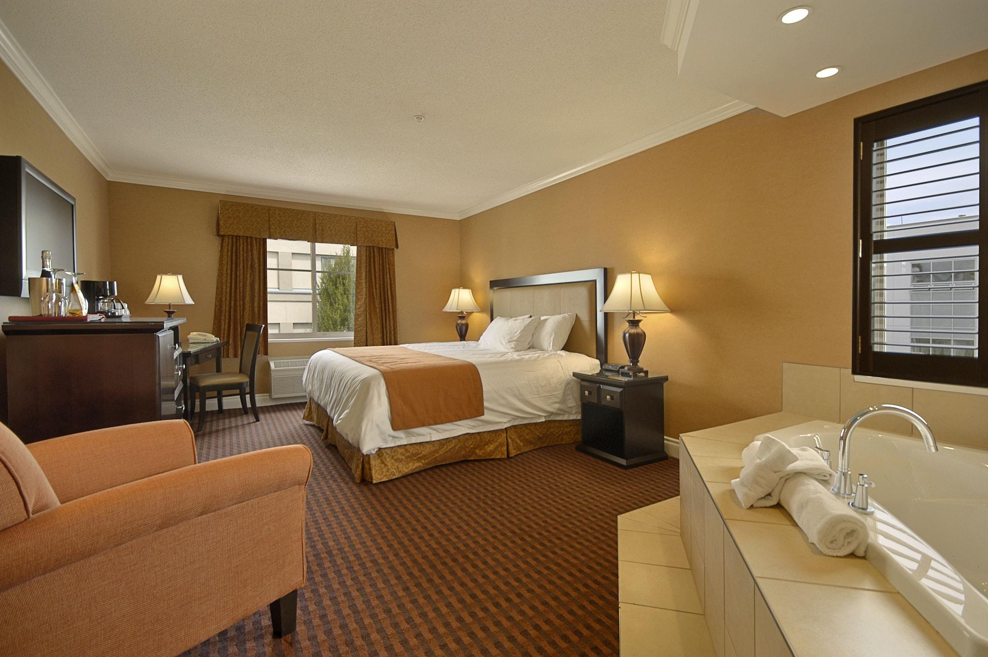 Ramada By Wyndham Surrey/Langley Hotel Buitenkant foto