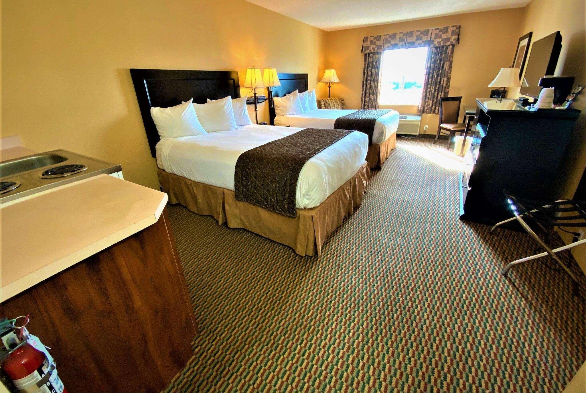 Ramada By Wyndham Surrey/Langley Hotel Buitenkant foto
